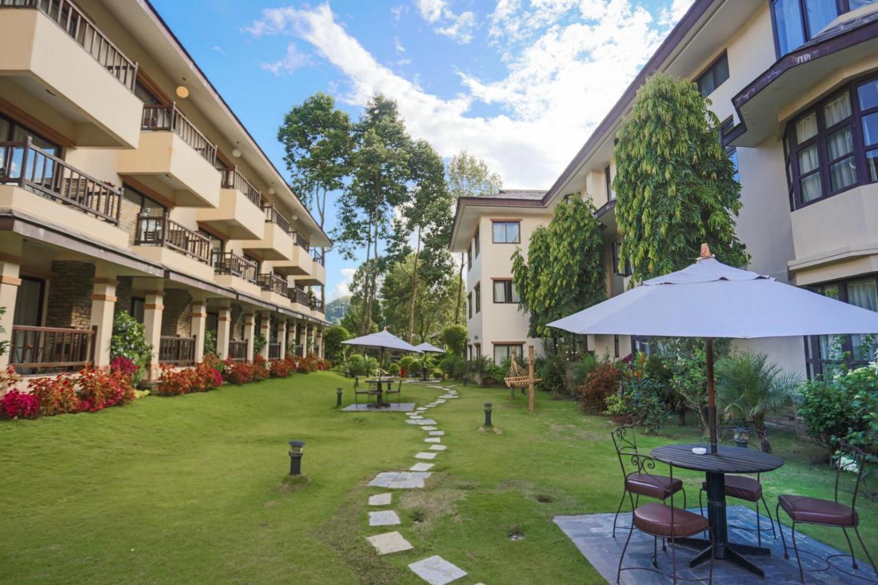 Atithi Resort & Spa Pokhara Esterno foto